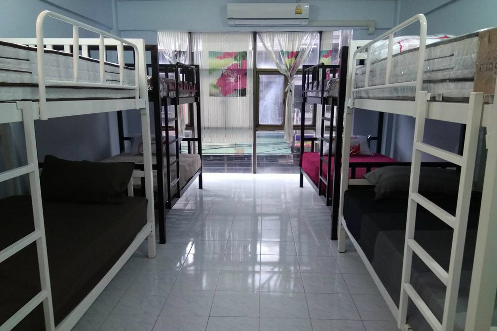 Shady'S Hostel Паттая Екстер'єр фото